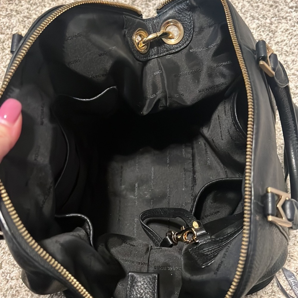 Michael Kors Crossbody Bag - Picture 5 of 10